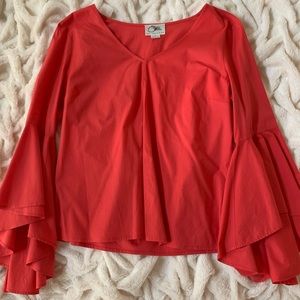 Cute wide sleeve red top